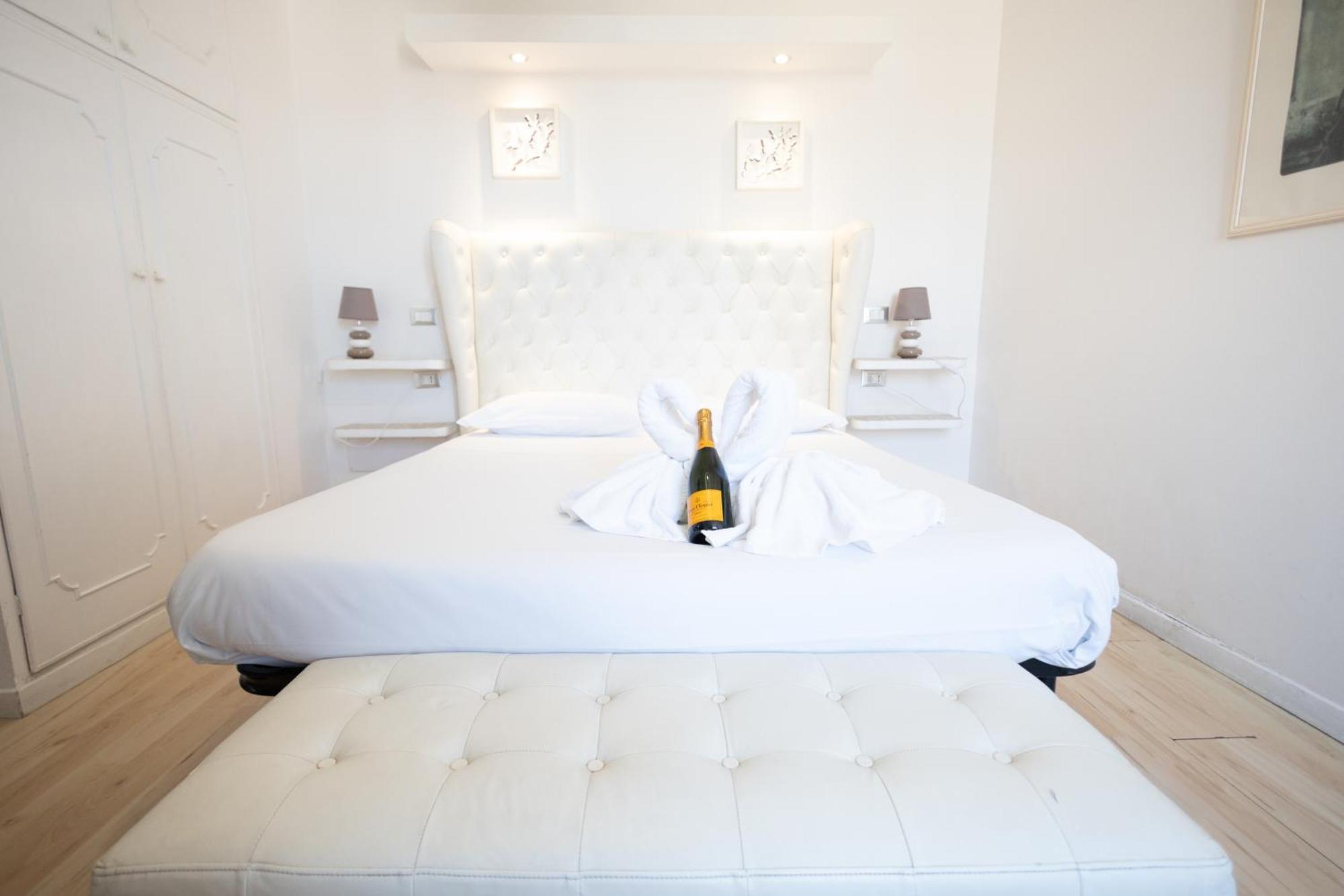 Romerooms Cola Di Rienzo Bed & Breakfast Roma
